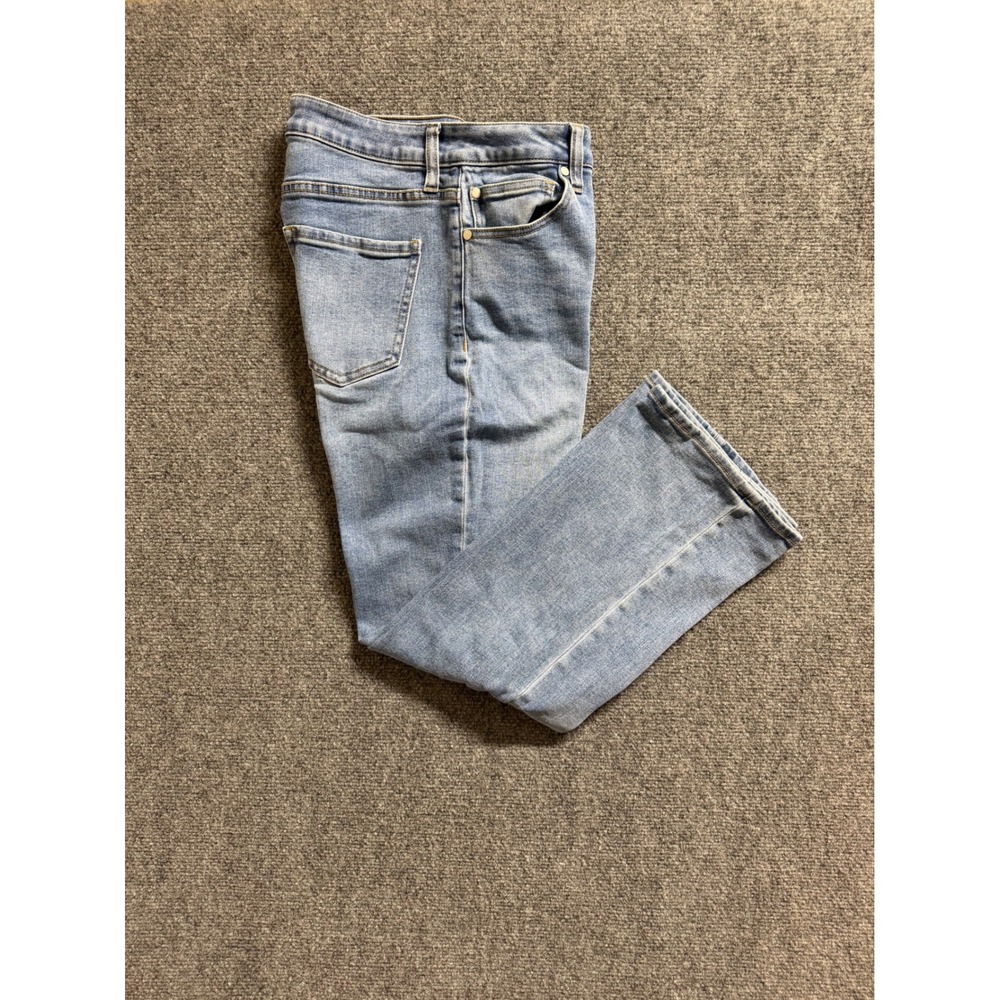 QUINCE WOMENS DISTRESSED JEANS size 30